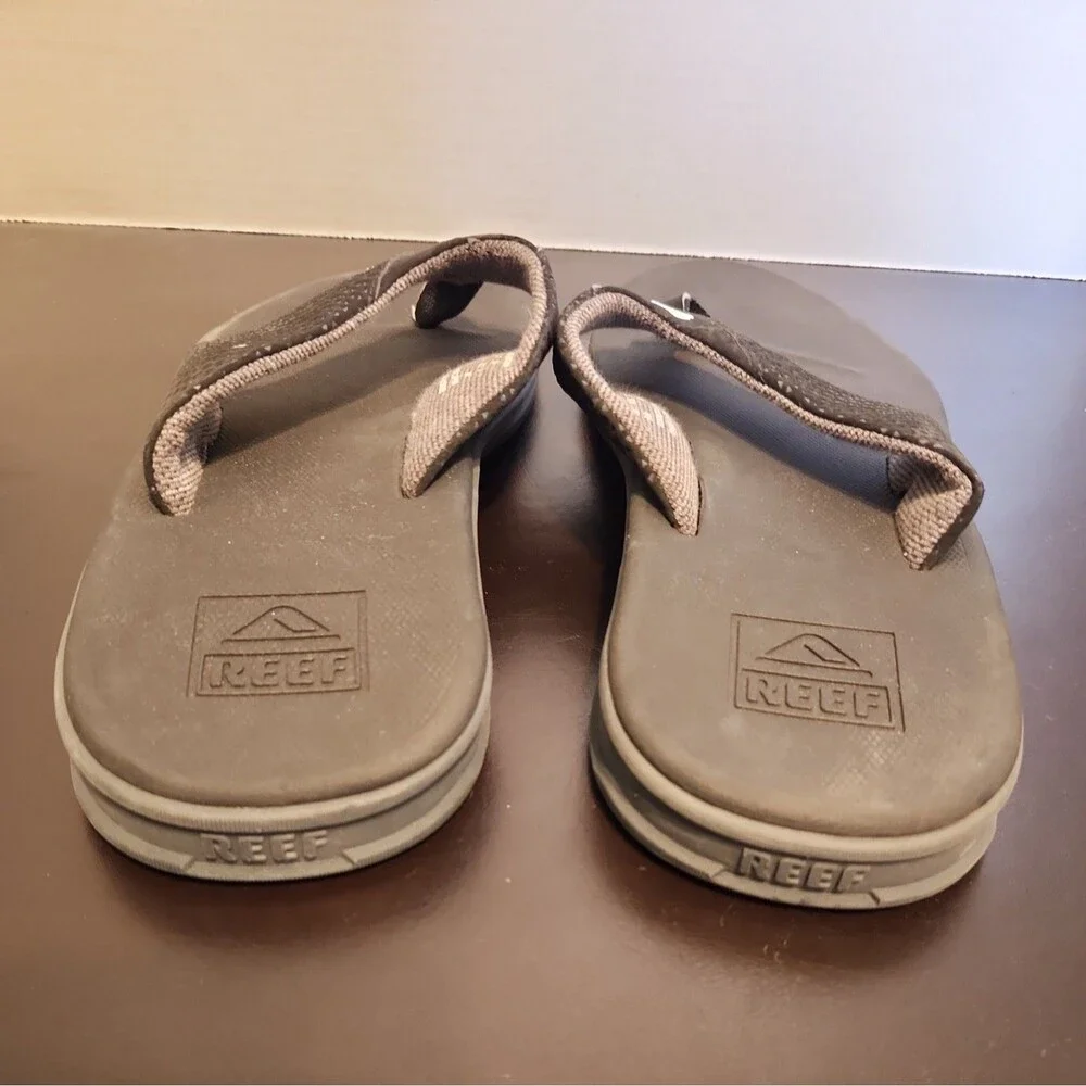 Reef Men's Sz 8 Rover Flip Flops  Black